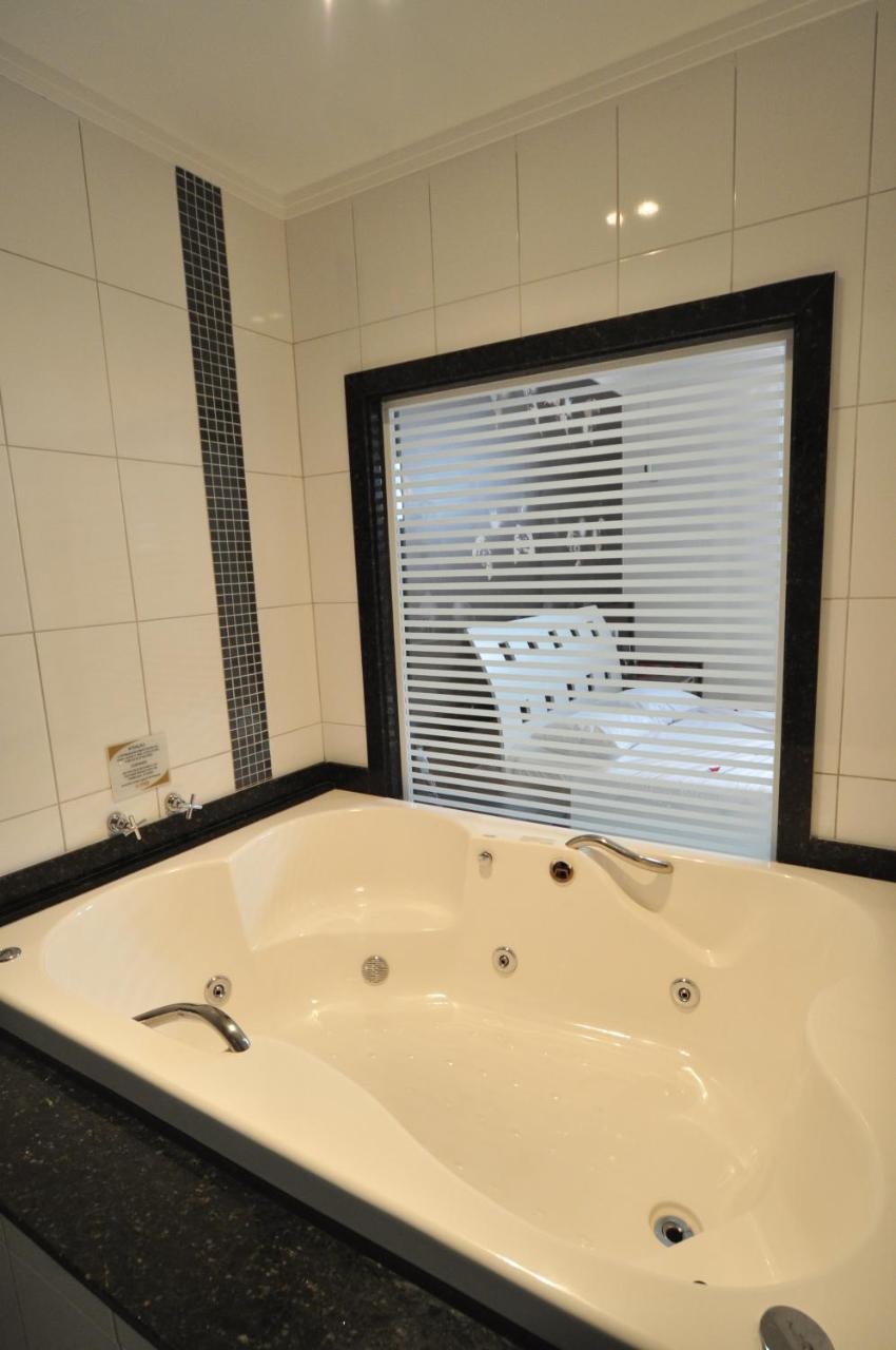 Enigma Motel / Hotel Santo André Екстериор снимка